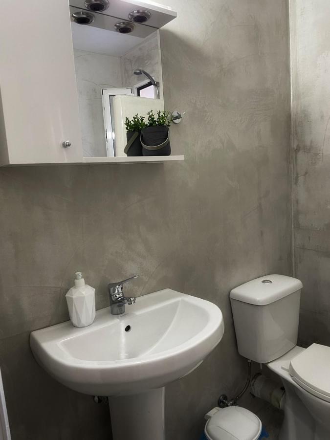 Giasemi Apartments Karystos  Bagian luar foto